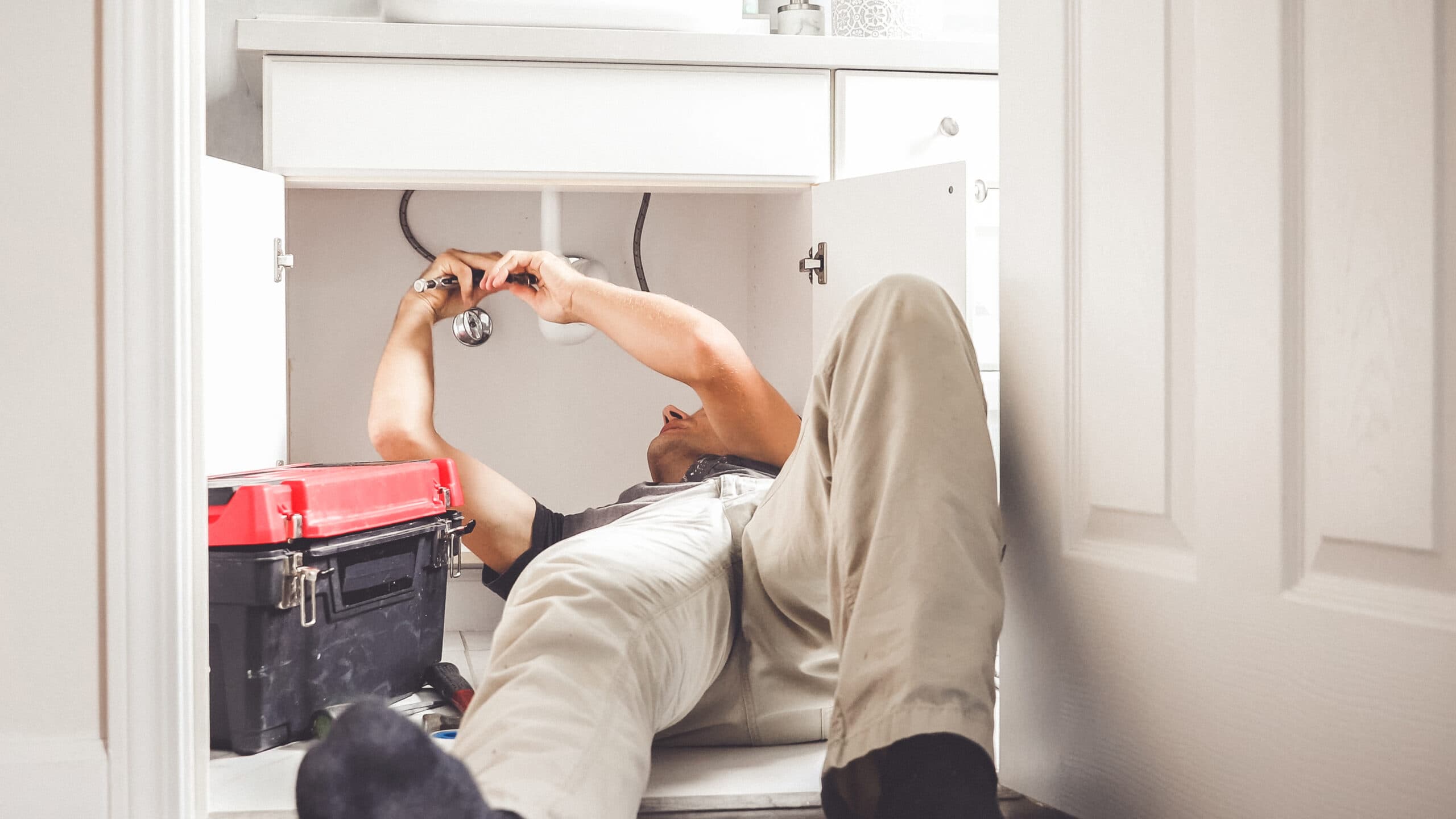 Plumbing Services Guide: Installation, Repair, and Maintenance