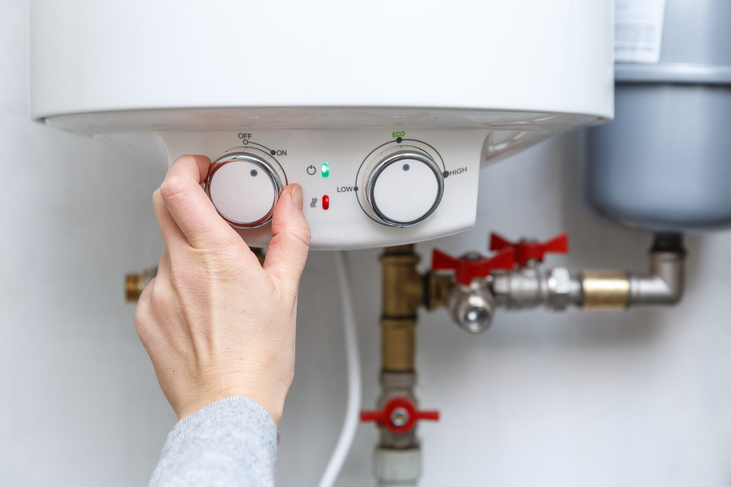 Navigating Water Heater Options in Reno and Sparks, NV: Storage, Tankless, and Heat Pumps Explained